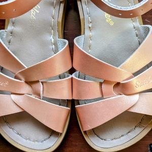 Salt water sandals size 1